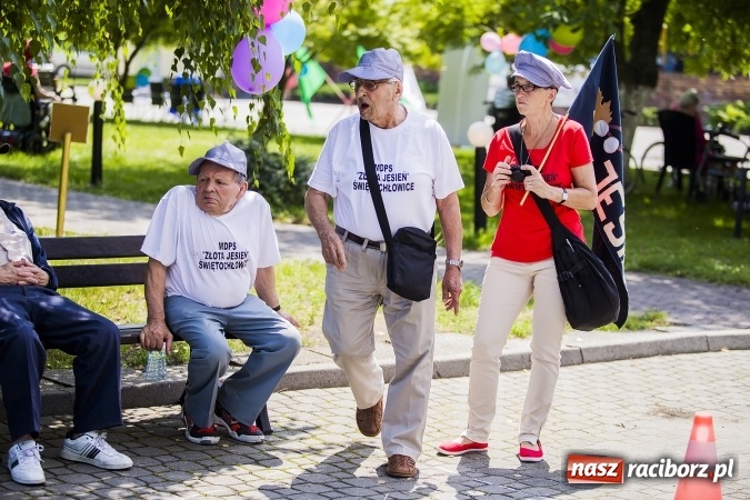 Zdjęcie w galerii na portalu naszraciborz.pl: Seniorzy ze Złotej Jesieni stawiają na sport  wiadomości z regionu