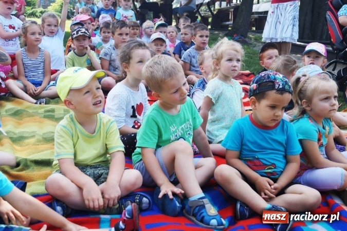 Zdjęcie w galerii na portalu naszraciborz.pl: Policjanci w Przedszkolu w Nędzy. Mówili o bezpieczeństwie  wiadomości z regionu