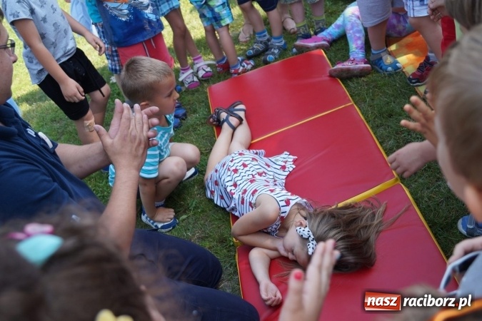 Zdjęcie w galerii na portalu naszraciborz.pl: Policjanci w Przedszkolu w Nędzy. Mówili o bezpieczeństwie  wiadomości z regionu
