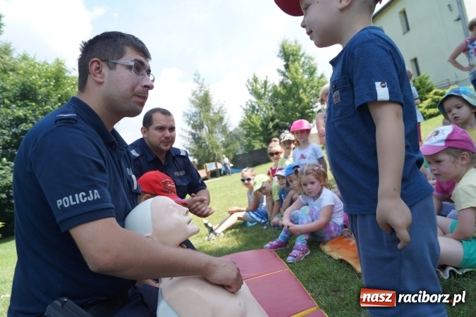 Zdjęcie w galerii na portalu naszraciborz.pl: Policjanci w Przedszkolu w Nędzy. Mówili o bezpieczeństwie  wiadomości z regionu