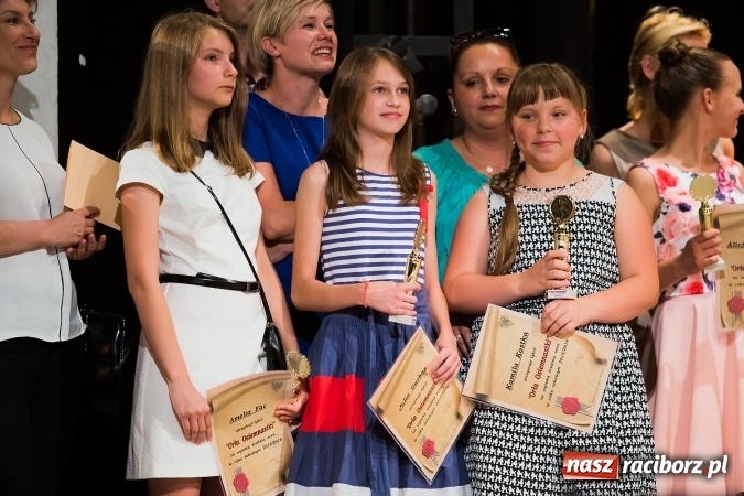 Zdjęcie w galerii na portalu naszraciborz.pl: Gala Laureatów Szkoły Podstawowej nr 18 im. Książąt Raciborskich. Wręczono Orły i Superorły Osiemnastki wiadomości z regionu