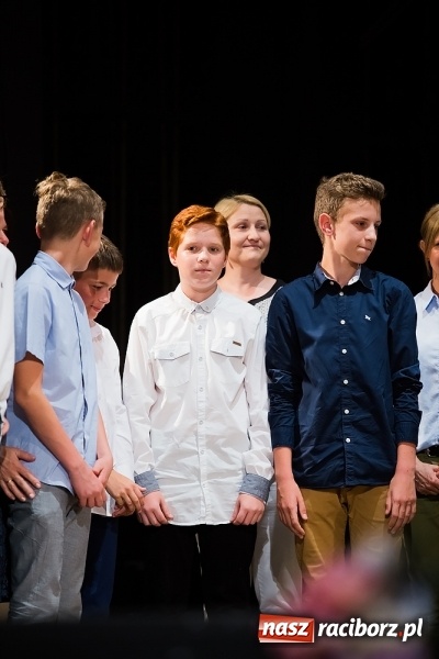 Zdjęcie w galerii na portalu naszraciborz.pl: Gala Laureatów Szkoły Podstawowej nr 18 im. Książąt Raciborskich. Wręczono Orły i Superorły Osiemnastki wiadomości z regionu