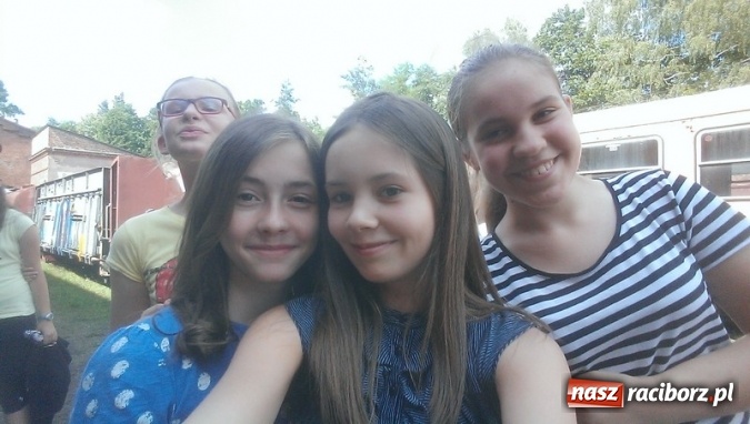 Zdjęcie w galerii na portalu naszraciborz.pl: Komers inaczej w Szkole Podstawowej nr 4  wiadomości z regionu