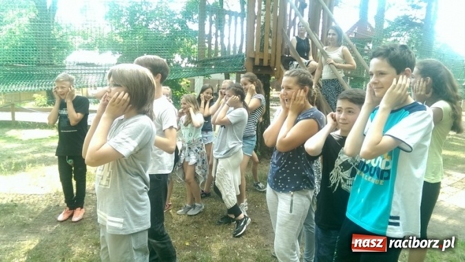 Zdjęcie w galerii na portalu naszraciborz.pl: Komers inaczej w Szkole Podstawowej nr 4  wiadomości z regionu