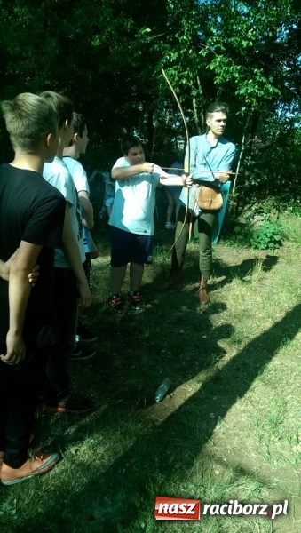 Zdjęcie w galerii na portalu naszraciborz.pl: Komers inaczej w Szkole Podstawowej nr 4  wiadomości z regionu