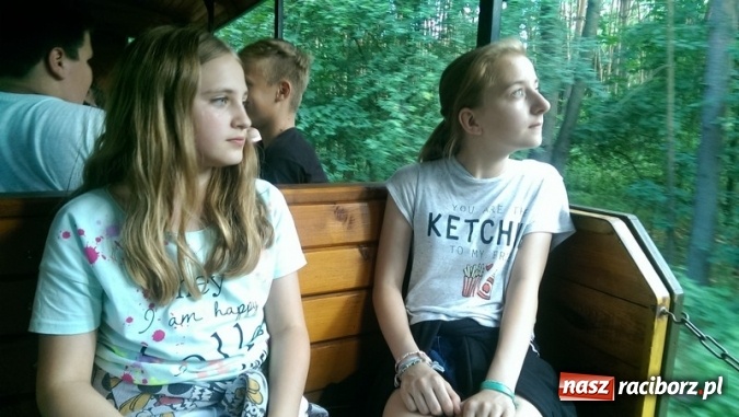 Zdjęcie w galerii na portalu naszraciborz.pl: Komers inaczej w Szkole Podstawowej nr 4  wiadomości z regionu