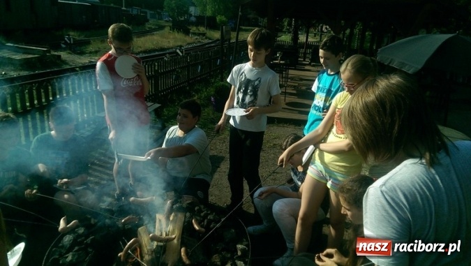 Zdjęcie w galerii na portalu naszraciborz.pl: Komers inaczej w Szkole Podstawowej nr 4  wiadomości z regionu