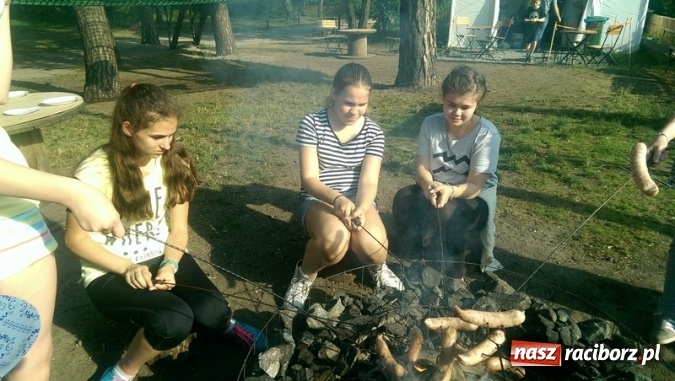 Zdjęcie w galerii na portalu naszraciborz.pl: Komers inaczej w Szkole Podstawowej nr 4  wiadomości z regionu