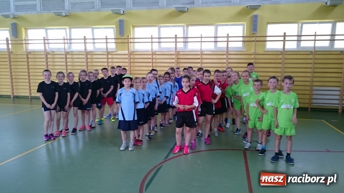 Zdjęcie w galerii na portalu naszraciborz.pl: Finał szczypiorniaka w Pawłowie wiadomości z regionu