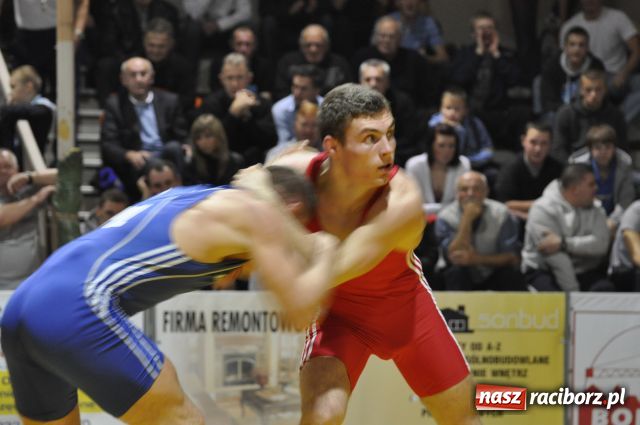 Zdjęcie w galerii na portalu naszraciborz.pl: TYGRYS uratował Unię wiadomości z regionu