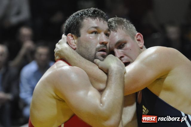 Zdjęcie w galerii na portalu naszraciborz.pl: TYGRYS uratował Unię wiadomości z regionu