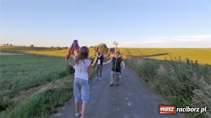 Zdjęcie w galerii na portalu naszraciborz.pl: Nocne spotkanie ze sztuką w Borucinie  wiadomości z regionu