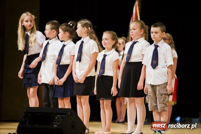Zdjęcie w galerii na portalu naszraciborz.pl: Podsumowanie roku szkolnego Szkoły Podstawowej nr 1 wiadomości z regionu