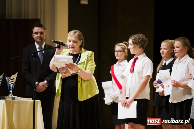Zdjęcie w galerii na portalu naszraciborz.pl: Podsumowanie roku szkolnego Szkoły Podstawowej nr 1 wiadomości z regionu