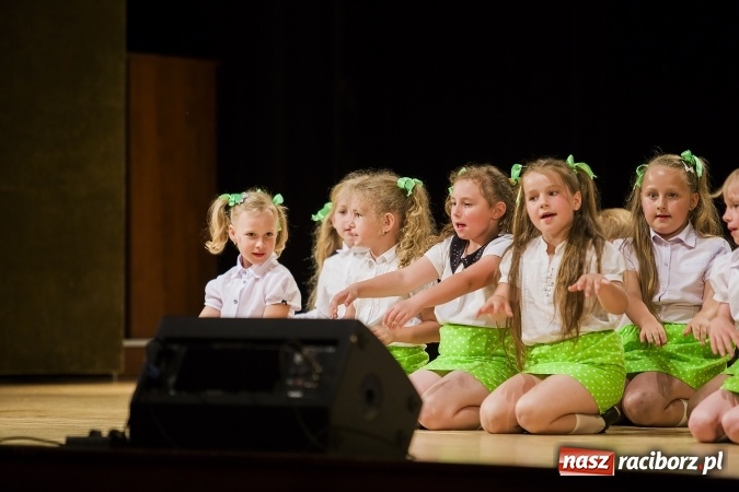 Zdjęcie w galerii na portalu naszraciborz.pl: Podsumowanie roku szkolnego Szkoły Podstawowej nr 1 wiadomości z regionu