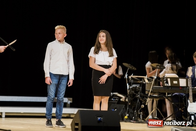 Zdjęcie w galerii na portalu naszraciborz.pl: Podsumowanie roku szkolnego Szkoły Podstawowej nr 1 wiadomości z regionu