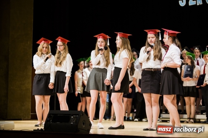 Zdjęcie w galerii na portalu naszraciborz.pl: Podsumowanie roku szkolnego Szkoły Podstawowej nr 1 wiadomości z regionu