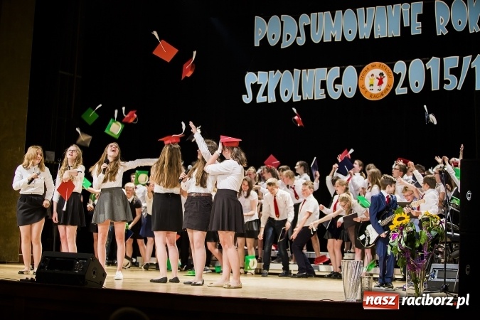 Zdjęcie w galerii na portalu naszraciborz.pl: Podsumowanie roku szkolnego Szkoły Podstawowej nr 1 wiadomości z regionu