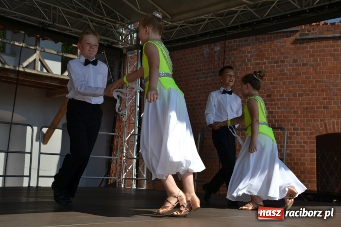 Zdjęcie w galerii na portalu naszraciborz.pl: Taneczne zakończenie roku szkolnego za nami wiadomości z regionu