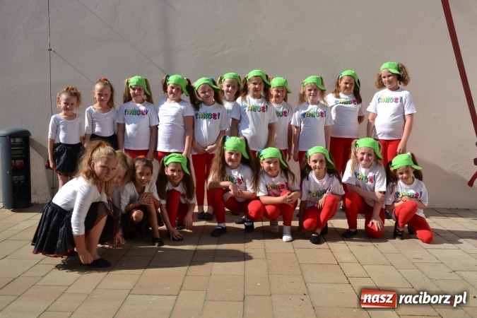 Zdjęcie w galerii na portalu naszraciborz.pl: Taneczne zakończenie roku szkolnego za nami wiadomości z regionu