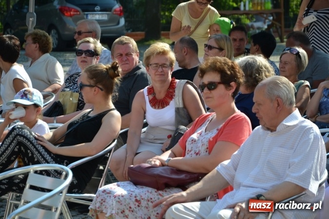 Zdjęcie w galerii na portalu naszraciborz.pl: Taneczne zakończenie roku szkolnego za nami wiadomości z regionu