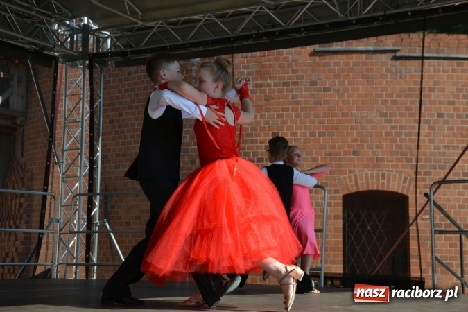 Zdjęcie w galerii na portalu naszraciborz.pl: Taneczne zakończenie roku szkolnego za nami wiadomości z regionu
