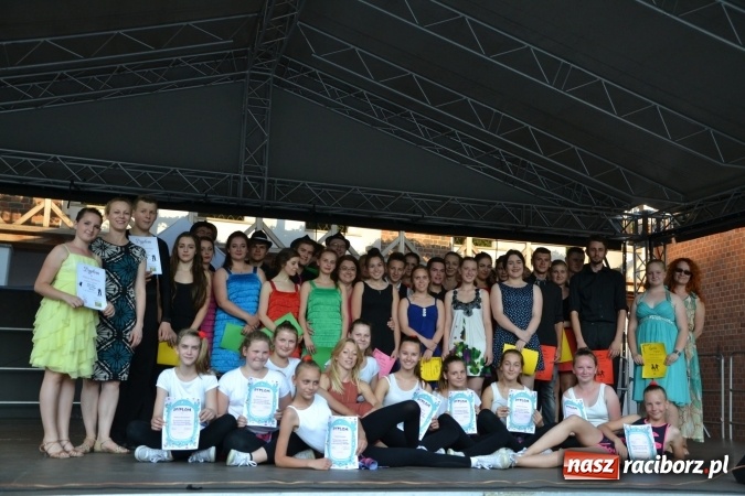 Zdjęcie w galerii na portalu naszraciborz.pl: Taneczne zakończenie roku szkolnego za nami wiadomości z regionu