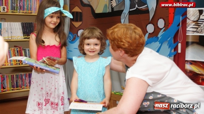 Zdjęcie w galerii na portalu naszraciborz.pl: Od przedszkola do książkowego mola – finał konkursu w bibliotece  wiadomości z regionu