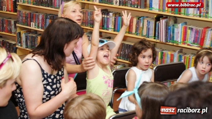 Zdjęcie w galerii na portalu naszraciborz.pl: Od przedszkola do książkowego mola – finał konkursu w bibliotece  wiadomości z regionu