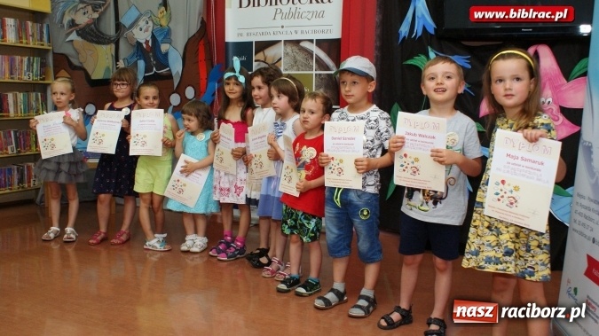 Zdjęcie w galerii na portalu naszraciborz.pl: Od przedszkola do książkowego mola – finał konkursu w bibliotece  wiadomości z regionu