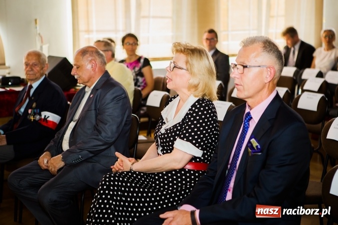 Zdjęcie w galerii na portalu naszraciborz.pl: Miejskie zakończenie roku szkolnego w G5 wiadomości z regionu