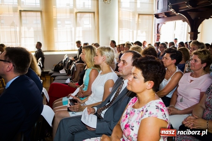 Zdjęcie w galerii na portalu naszraciborz.pl: Miejskie zakończenie roku szkolnego w G5 wiadomości z regionu