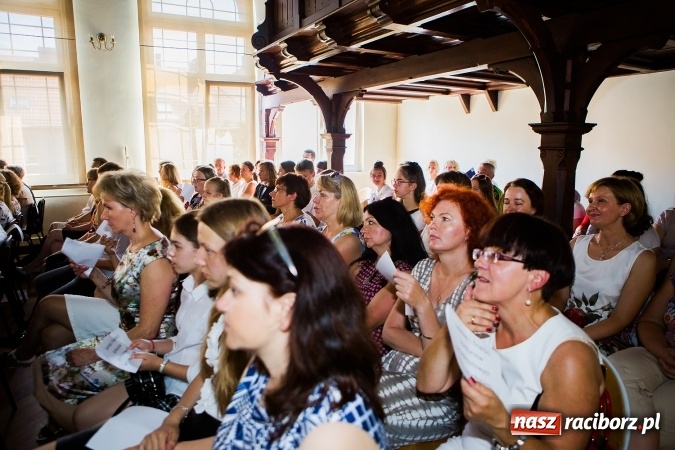 Zdjęcie w galerii na portalu naszraciborz.pl: Miejskie zakończenie roku szkolnego w G5 wiadomości z regionu