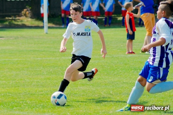 Zdjęcie w galerii na portalu naszraciborz.pl: Tworków Cup 2016: Piłkarski początek wakacji. Gwarek Zabrze zwycięski, raciborska Unia druga. Gospodarze tuż za podium wiadomości z regionu