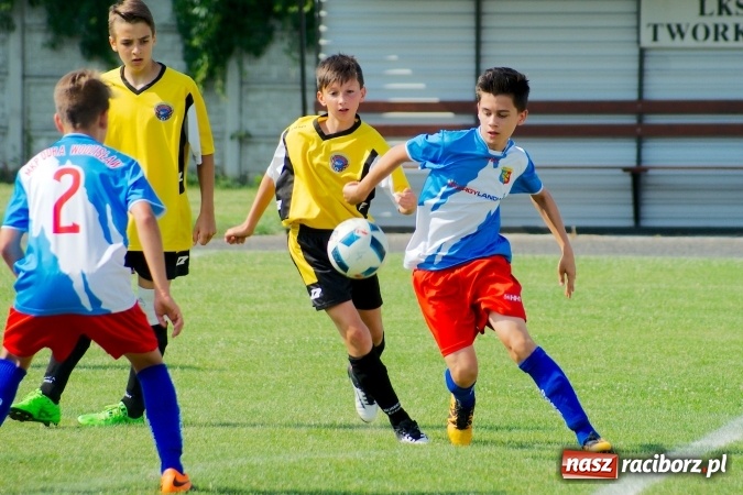 Zdjęcie w galerii na portalu naszraciborz.pl: Tworków Cup 2016: Piłkarski początek wakacji. Gwarek Zabrze zwycięski, raciborska Unia druga. Gospodarze tuż za podium wiadomości z regionu