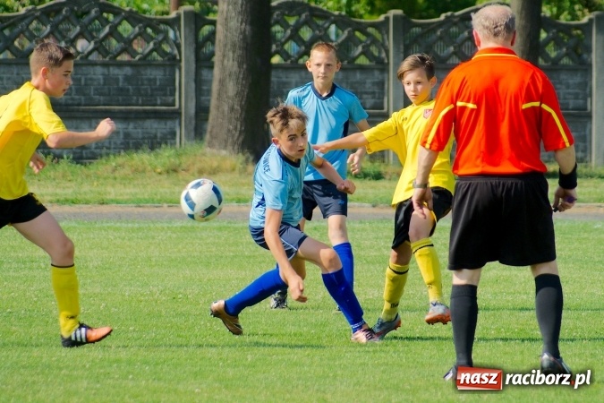 Zdjęcie w galerii na portalu naszraciborz.pl: Tworków Cup 2016: Piłkarski początek wakacji. Gwarek Zabrze zwycięski, raciborska Unia druga. Gospodarze tuż za podium wiadomości z regionu