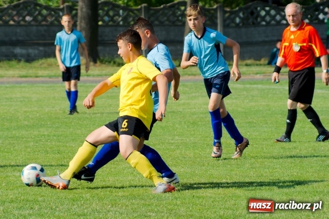 Zdjęcie w galerii na portalu naszraciborz.pl: Tworków Cup 2016: Piłkarski początek wakacji. Gwarek Zabrze zwycięski, raciborska Unia druga. Gospodarze tuż za podium wiadomości z regionu