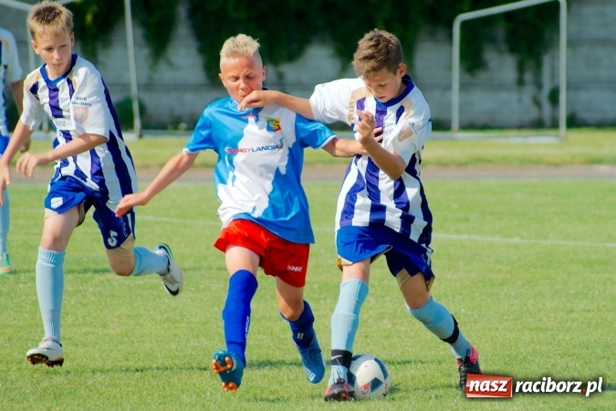 Zdjęcie w galerii na portalu naszraciborz.pl: Tworków Cup 2016: Piłkarski początek wakacji. Gwarek Zabrze zwycięski, raciborska Unia druga. Gospodarze tuż za podium wiadomości z regionu