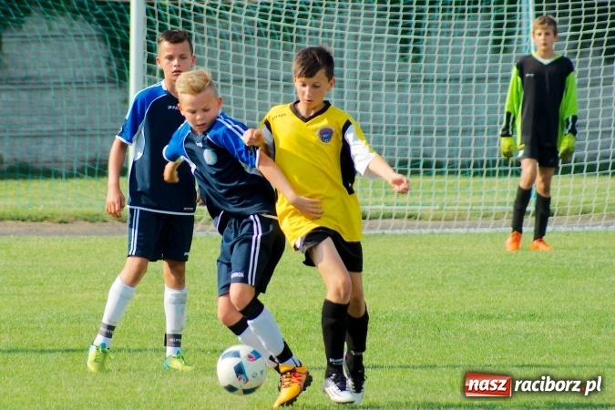 Zdjęcie w galerii na portalu naszraciborz.pl: Tworków Cup 2016: Piłkarski początek wakacji. Gwarek Zabrze zwycięski, raciborska Unia druga. Gospodarze tuż za podium wiadomości z regionu