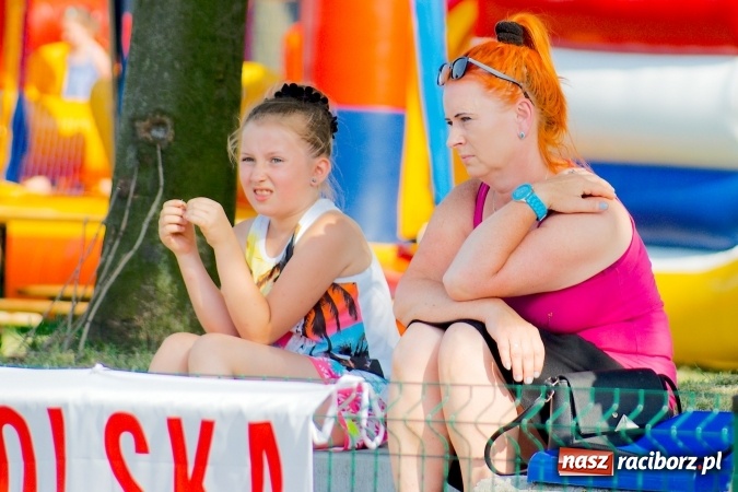 Zdjęcie w galerii na portalu naszraciborz.pl: Tworków Cup 2016: Piłkarski początek wakacji. Gwarek Zabrze zwycięski, raciborska Unia druga. Gospodarze tuż za podium wiadomości z regionu