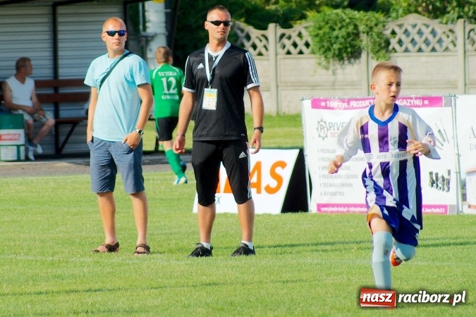 Zdjęcie w galerii na portalu naszraciborz.pl: Tworków Cup 2016: Piłkarski początek wakacji. Gwarek Zabrze zwycięski, raciborska Unia druga. Gospodarze tuż za podium wiadomości z regionu