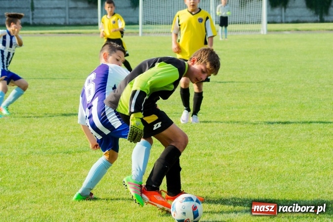 Zdjęcie w galerii na portalu naszraciborz.pl: Tworków Cup 2016: Piłkarski początek wakacji. Gwarek Zabrze zwycięski, raciborska Unia druga. Gospodarze tuż za podium wiadomości z regionu