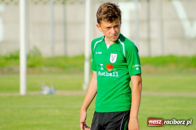 Zdjęcie w galerii na portalu naszraciborz.pl: Tworków Cup 2016: Piłkarski początek wakacji. Gwarek Zabrze zwycięski, raciborska Unia druga. Gospodarze tuż za podium wiadomości z regionu