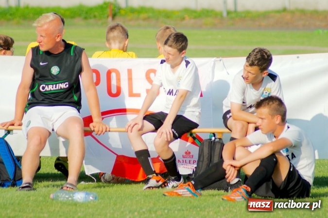 Zdjęcie w galerii na portalu naszraciborz.pl: Tworków Cup 2016: Piłkarski początek wakacji. Gwarek Zabrze zwycięski, raciborska Unia druga. Gospodarze tuż za podium wiadomości z regionu