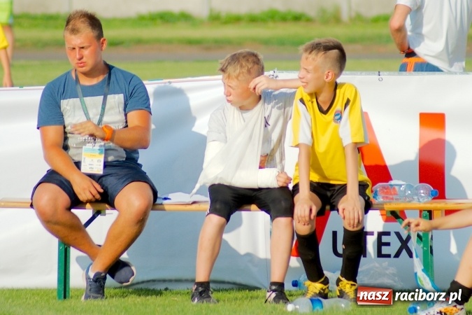 Zdjęcie w galerii na portalu naszraciborz.pl: Tworków Cup 2016: Piłkarski początek wakacji. Gwarek Zabrze zwycięski, raciborska Unia druga. Gospodarze tuż za podium wiadomości z regionu