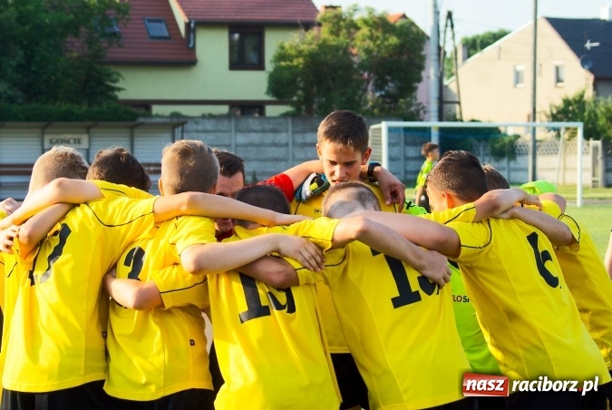 Zdjęcie w galerii na portalu naszraciborz.pl: Tworków Cup 2016: Piłkarski początek wakacji. Gwarek Zabrze zwycięski, raciborska Unia druga. Gospodarze tuż za podium wiadomości z regionu