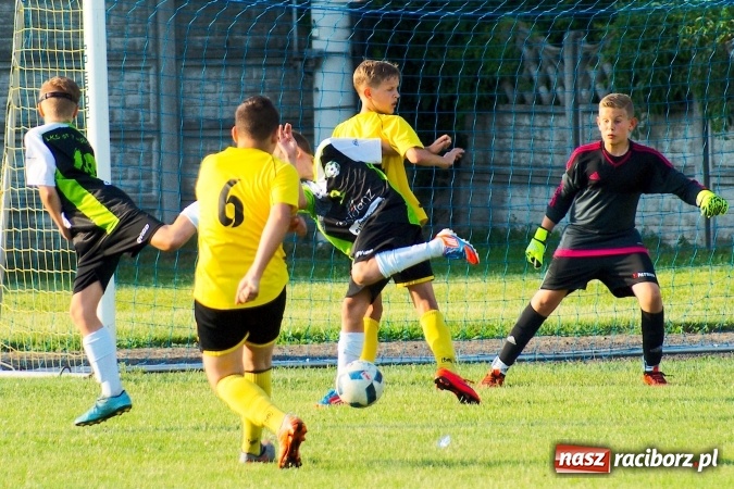 Zdjęcie w galerii na portalu naszraciborz.pl: Tworków Cup 2016: Piłkarski początek wakacji. Gwarek Zabrze zwycięski, raciborska Unia druga. Gospodarze tuż za podium wiadomości z regionu