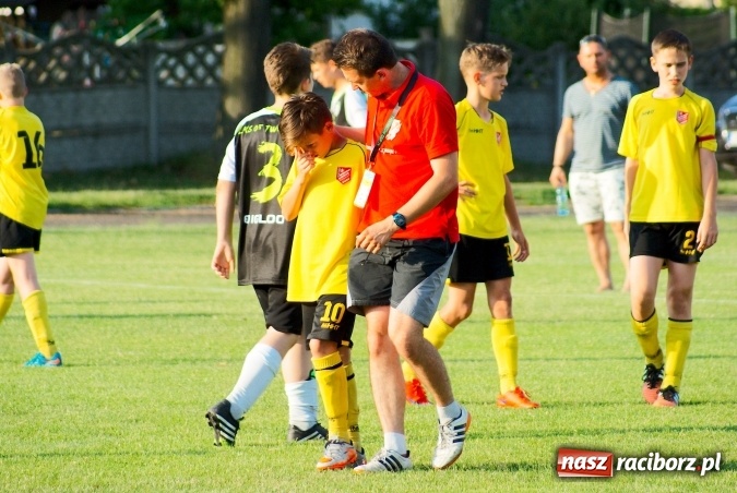 Zdjęcie w galerii na portalu naszraciborz.pl: Tworków Cup 2016: Piłkarski początek wakacji. Gwarek Zabrze zwycięski, raciborska Unia druga. Gospodarze tuż za podium wiadomości z regionu