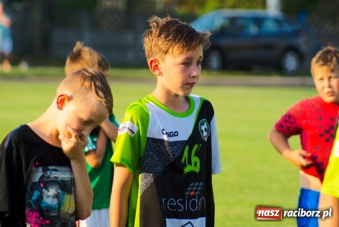 Zdjęcie w galerii na portalu naszraciborz.pl: Tworków Cup 2016: Piłkarski początek wakacji. Gwarek Zabrze zwycięski, raciborska Unia druga. Gospodarze tuż za podium wiadomości z regionu