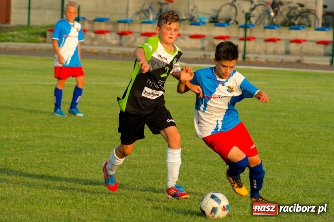 Zdjęcie w galerii na portalu naszraciborz.pl: Tworków Cup 2016: Piłkarski początek wakacji. Gwarek Zabrze zwycięski, raciborska Unia druga. Gospodarze tuż za podium wiadomości z regionu